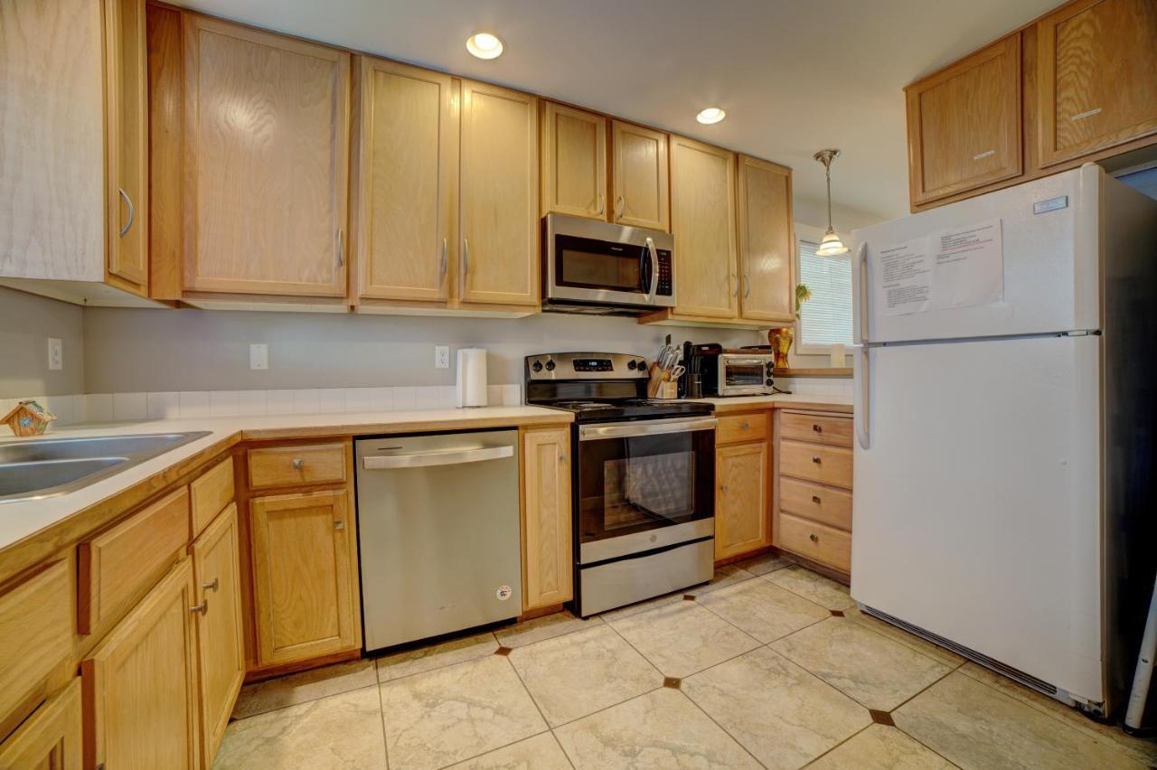 Cozy 2 Bedroom Townhouse In Northgate Seattle Dış mekan fotoğraf